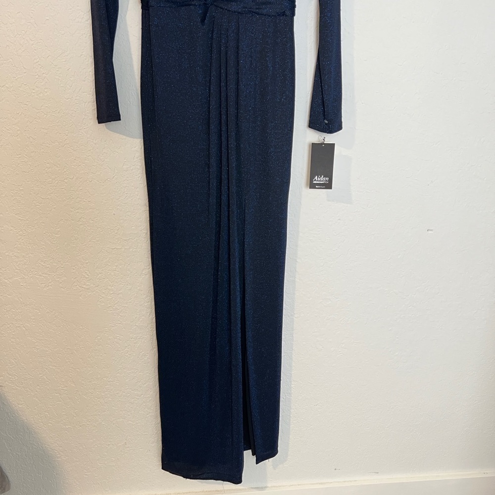 Aidan Mattox V-Neck Long Sleeve Knit Gown - Picture 6 of 11
